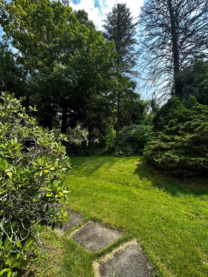 Cute Cape Cod Style Home 皮茨菲尔德 外观 照片