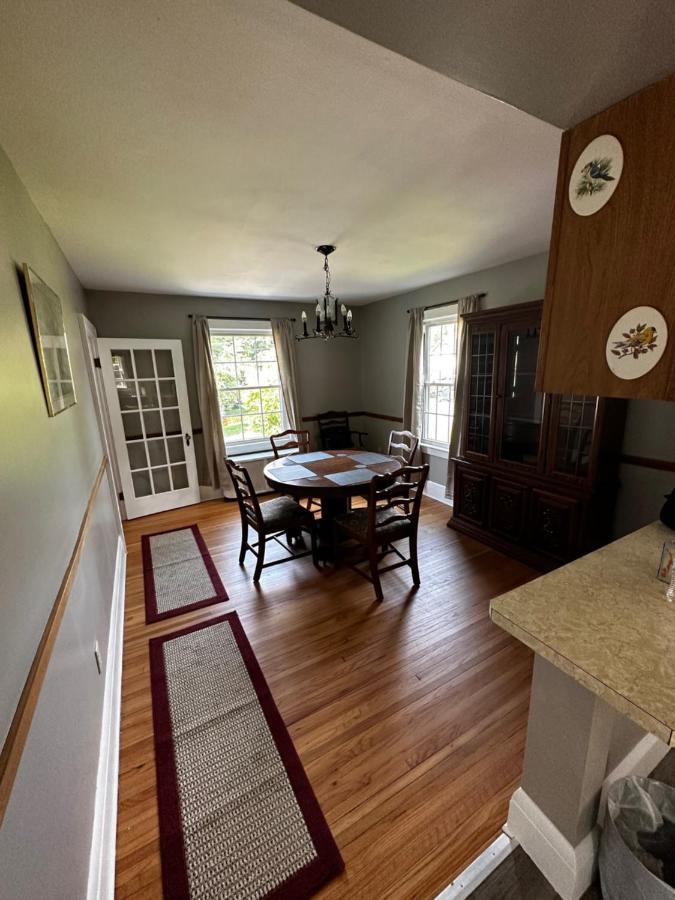 Cute Cape Cod Style Home 皮茨菲尔德 外观 照片