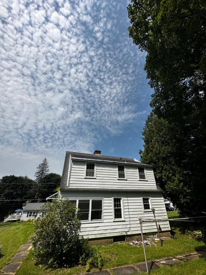 Cute Cape Cod Style Home 皮茨菲尔德 外观 照片