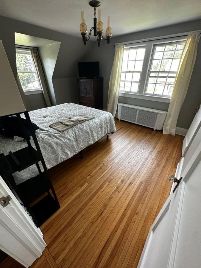 Cute Cape Cod Style Home 皮茨菲尔德 外观 照片